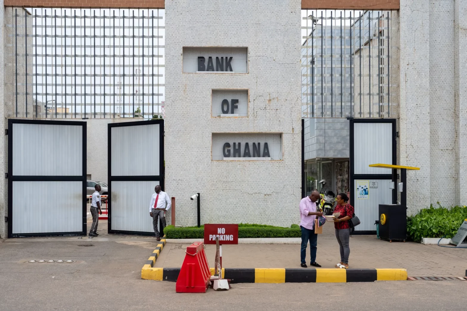 Ghana’s dollar bond edges up as trade surplus, reserves lift economic outlook