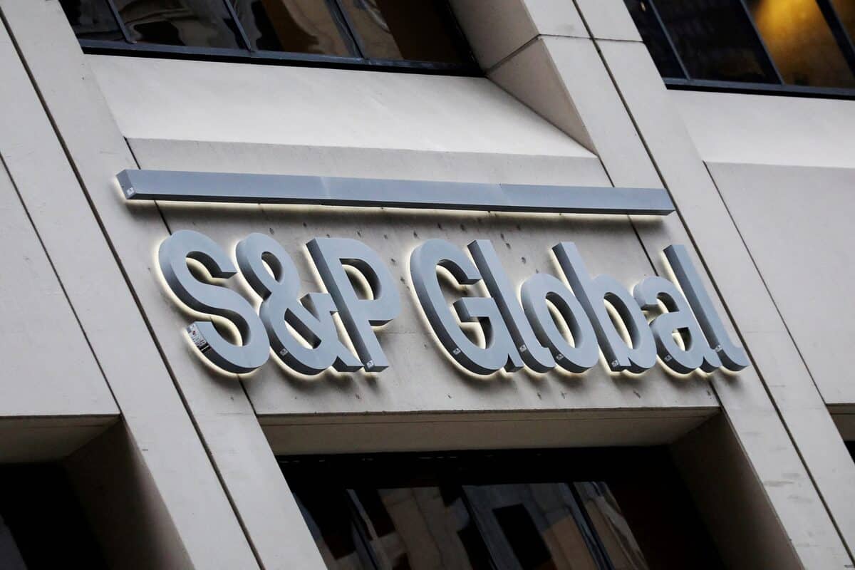 The S&P logo displaced on the agency’s office building in New York