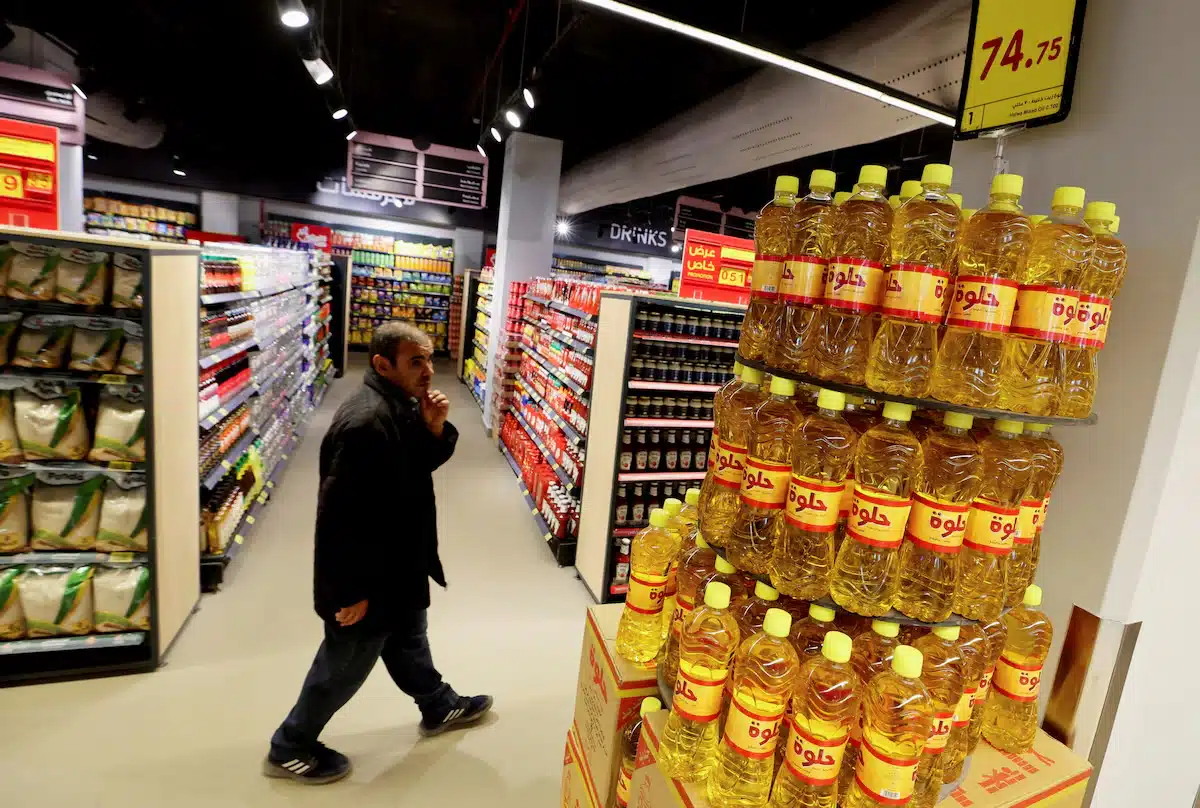 Egypt’s inflation slows further to 11.7% amid monetary easing